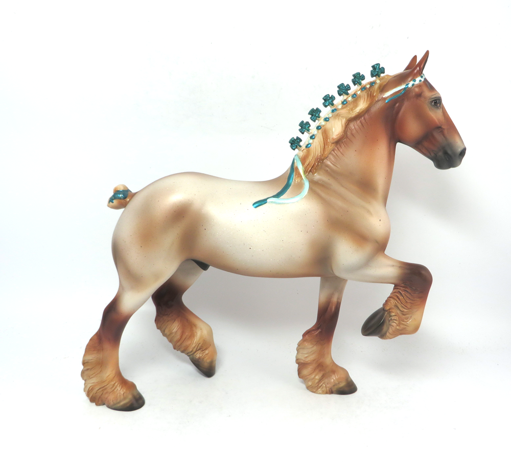 OTTO-OOAK STRAWBERRY ROAN TROTTING DRAFTER MODEL HORSE MW19