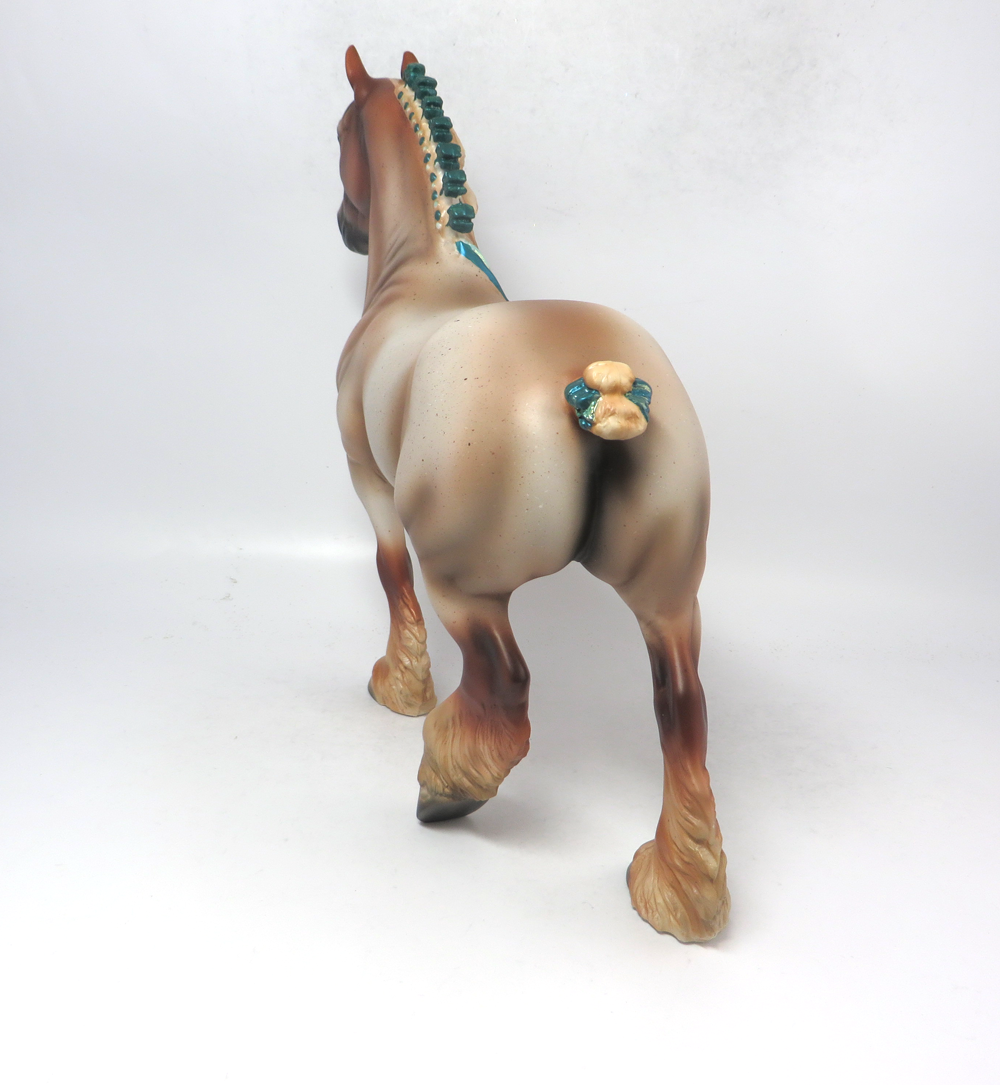 OTTO-OOAK STRAWBERRY ROAN TROTTING DRAFTER MODEL HORSE MW19
