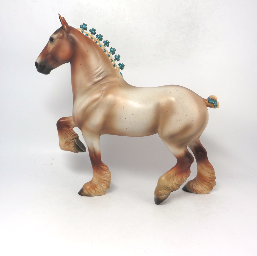 OTTO-OOAK STRAWBERRY ROAN TROTTING DRAFTER MODEL HORSE MW19