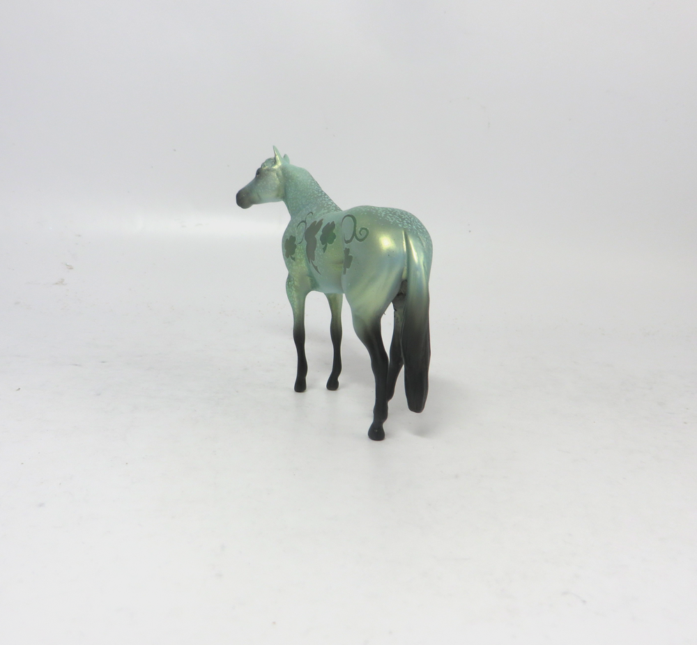 LUCKY CHARM    --- OOAK STOCK CHIP ST. PATRICKS DAY DECORATOR BY MISSY FOX 2-25-19