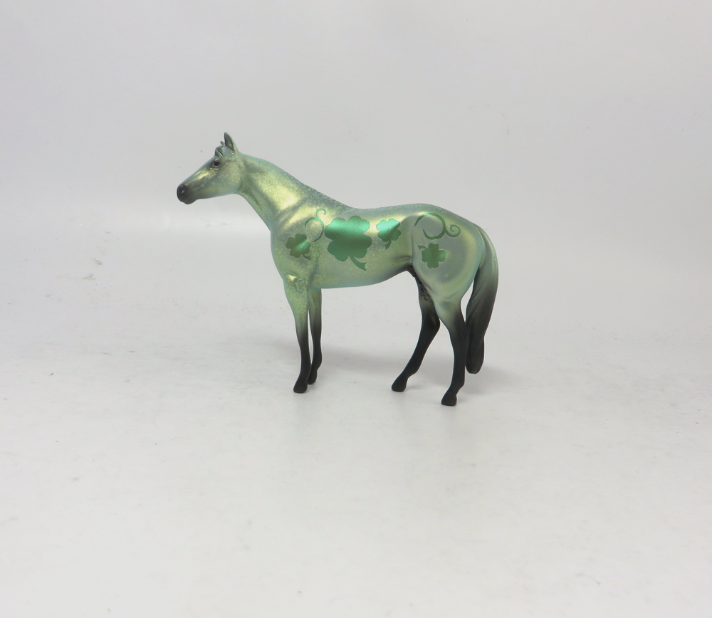 LUCKY CHARM    --- OOAK STOCK CHIP ST. PATRICKS DAY DECORATOR BY MISSY FOX 2-25-19