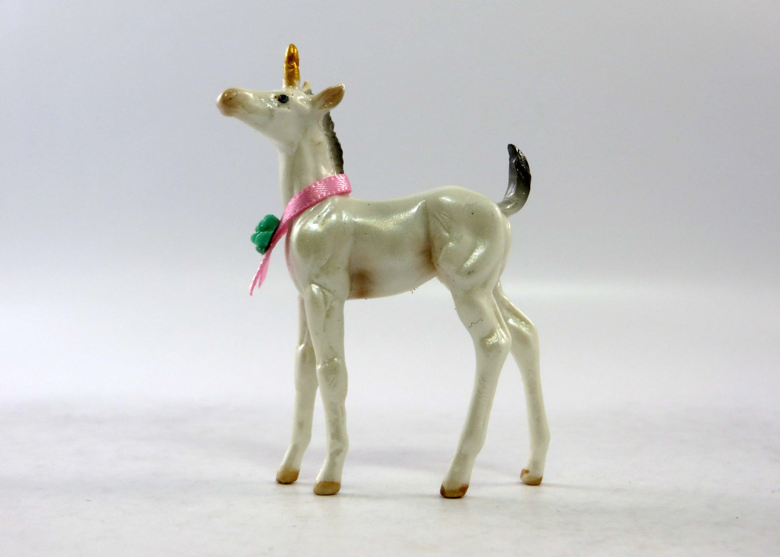 FLORIANA-LE-15-UNICORN MINI ME WITH FLOWERS EQ 2018