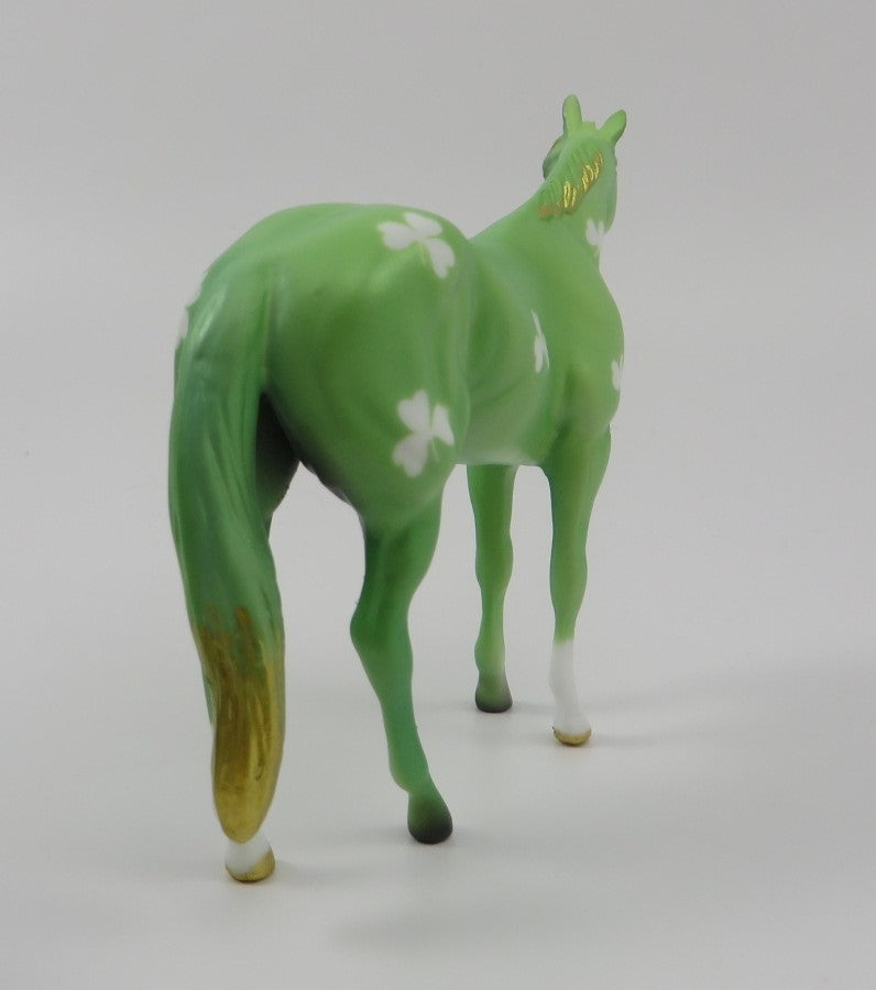ALDEN-OOAK LIGHT GREEN SHAMROCK DECORATOR STOCK HORSE CHIP 3/12/20