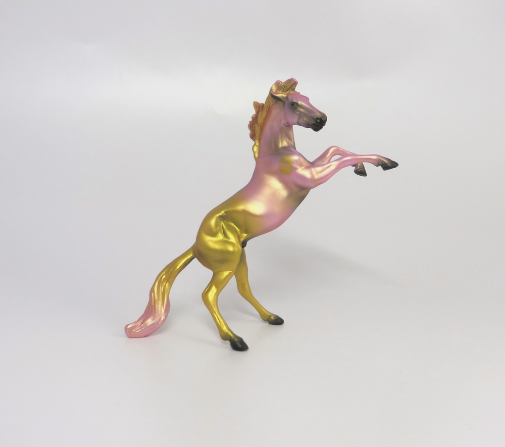 Rearing Easter Decorator