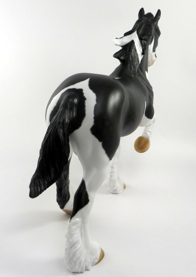 COOKIES AND CREAM-OOAK ETCHED BLACK AND WHITE PAINT TROTTING DRAFTER MODEL HORSE BY AUDREY DIXON 6/9/20