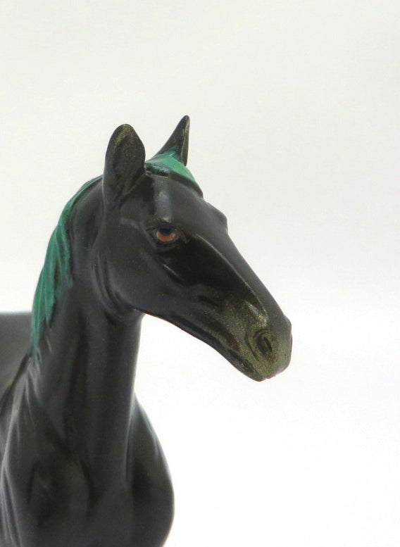 INNIS - OOAK ST. PATRICKS DAY STANDING DRAFT CHIP BY JAS FANNING 3/5/20