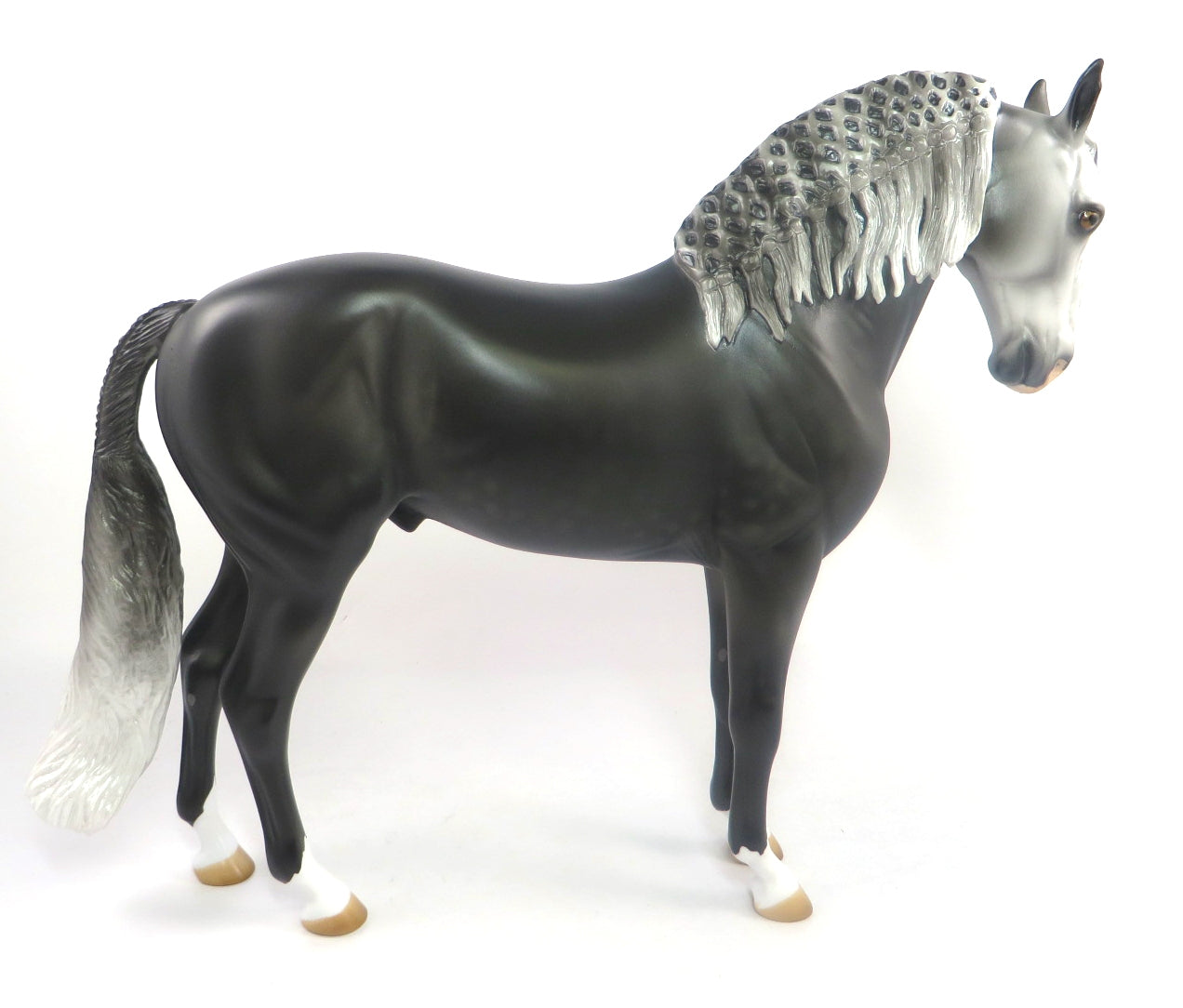 INTERCEPTION-LE10 DARK DAPPLE GREY ANDALUSIAN MODEL HORSE SB 20