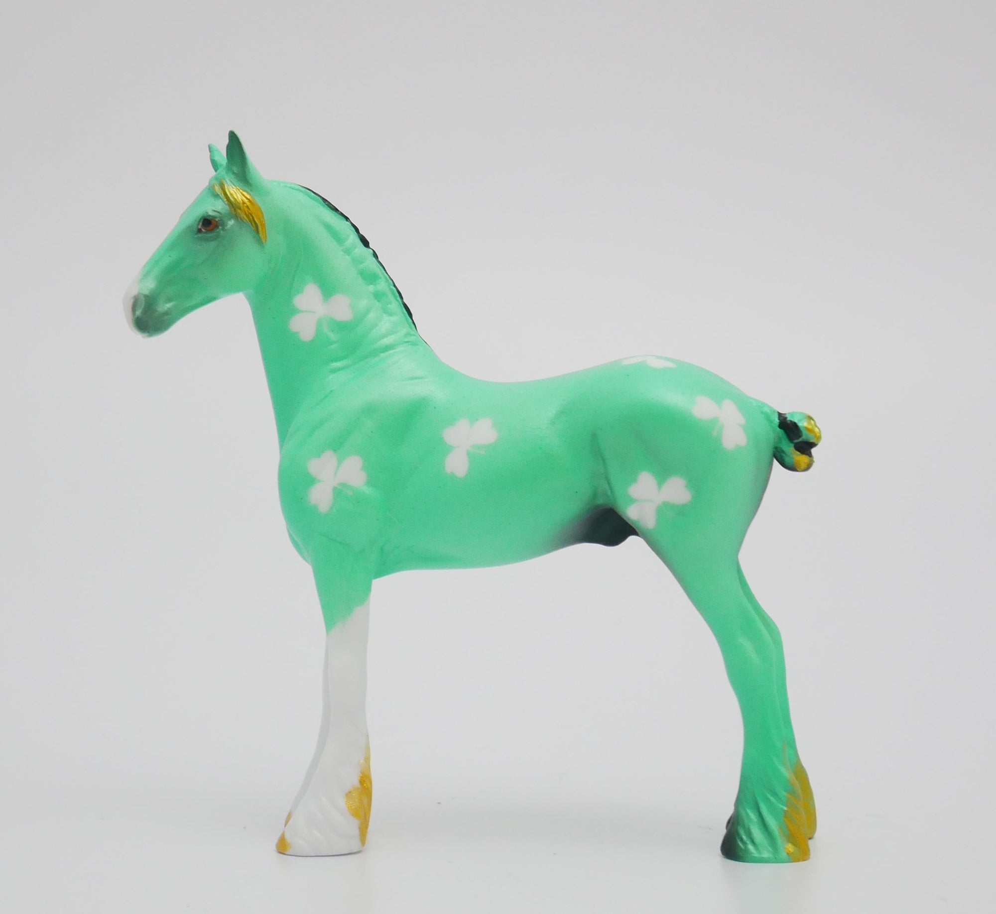 IRISH YOU WERE MINE - OOAK  ST. PATRICKS DAY DECO STANDING DRAFT BY JAS FANNING 3/13/20