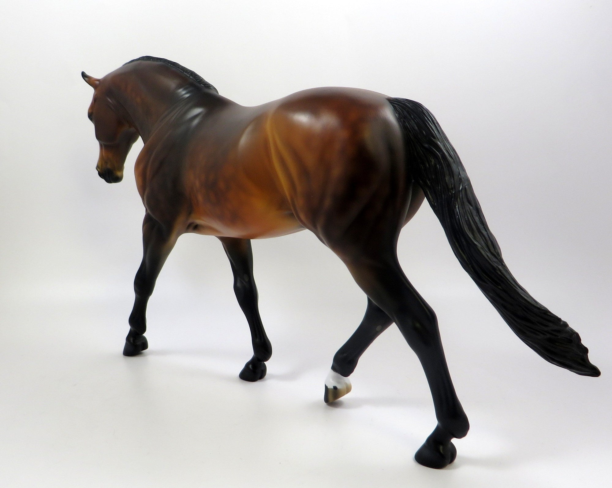 ISLE-OOAK DAPPLE BAY IRISH DRAFT MODEL HORSE EQ 2019