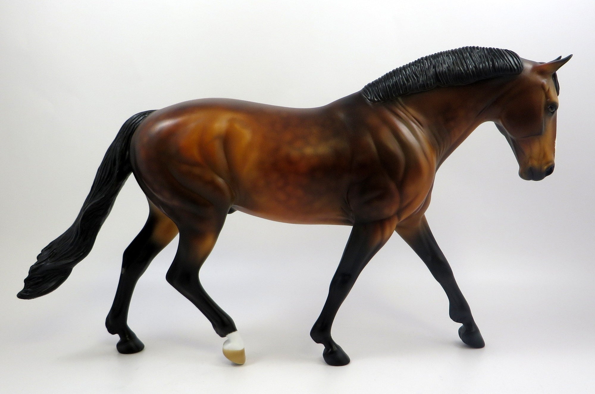 ISLE-OOAK DAPPLE BAY IRISH DRAFT MODEL HORSE EQ 2019