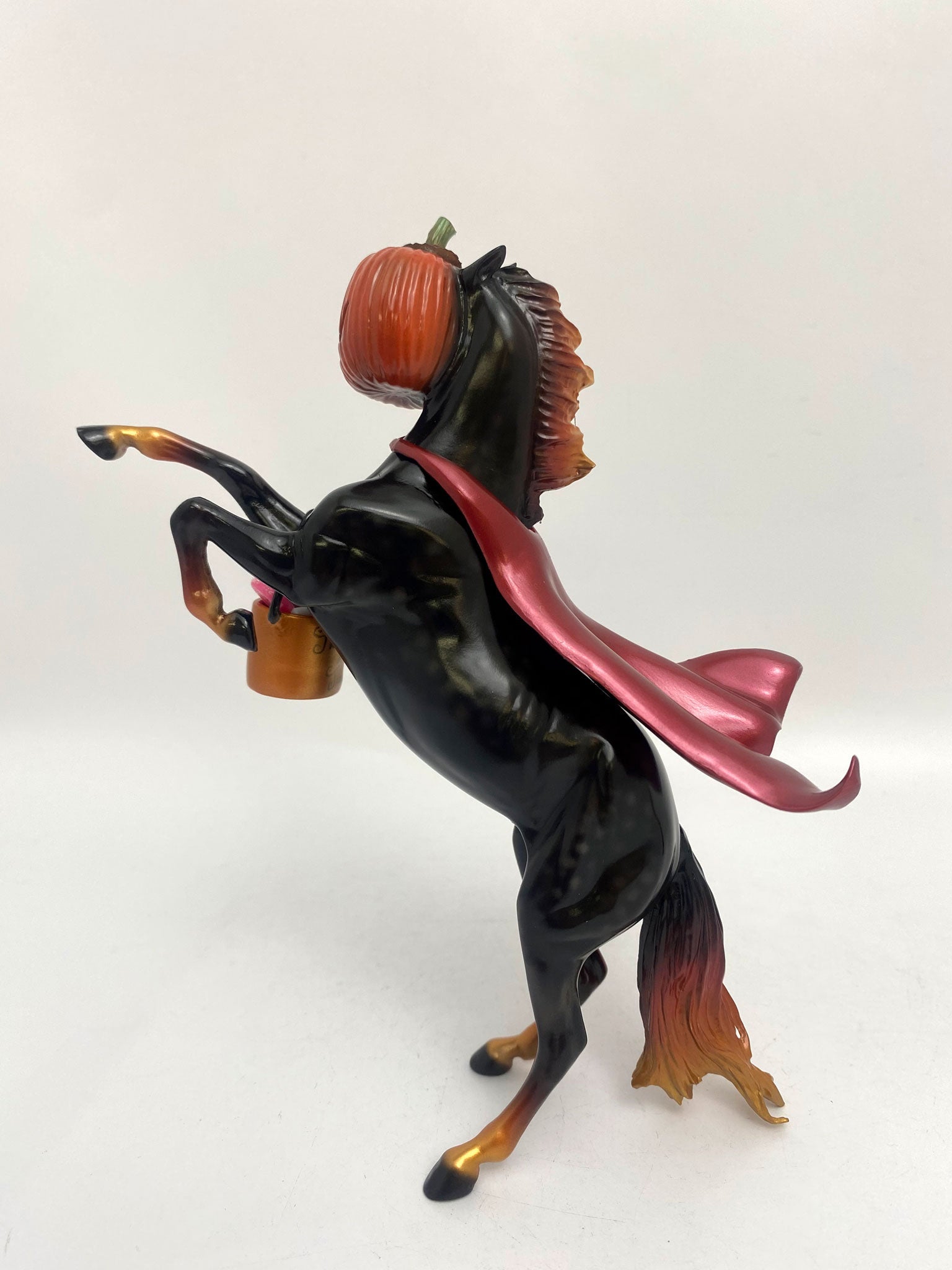 JACK -OOAK PUMPKIN HEAD HORSE CUSTOMISED BY MATT AND PAINTED BY AUDREY DIXON MM2020