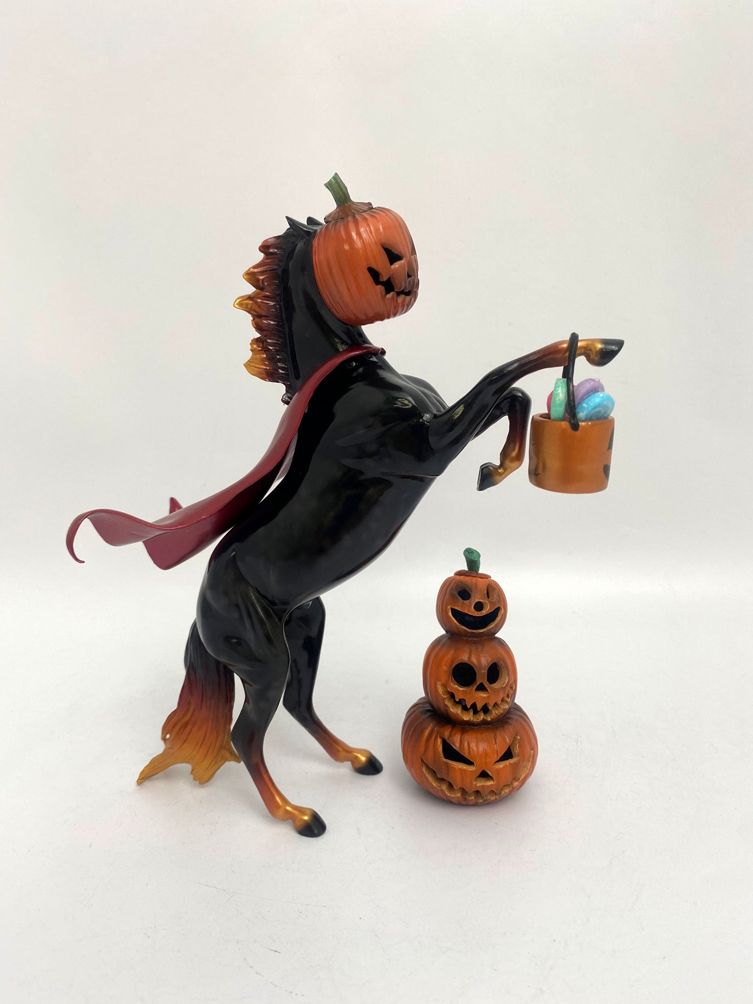 JACK -OOAK PUMPKIN HEAD HORSE CUSTOMISED BY MATT AND PAINTED BY AUDREY DIXON MM2020