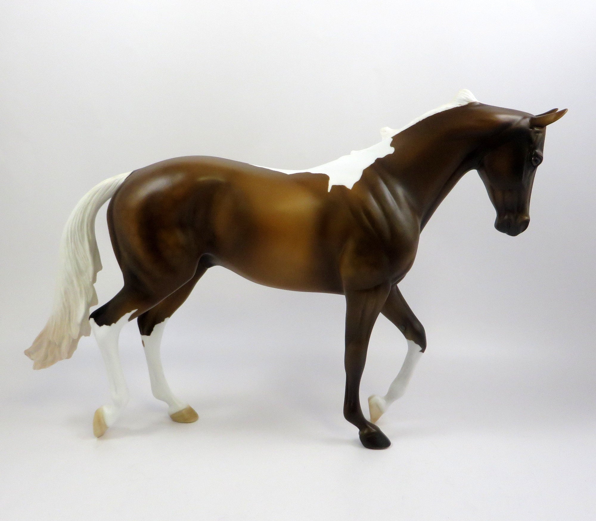JESTER-OOAK CHESTNUT PAINT THOROUGHBRED MODEL HORSE EQ 19