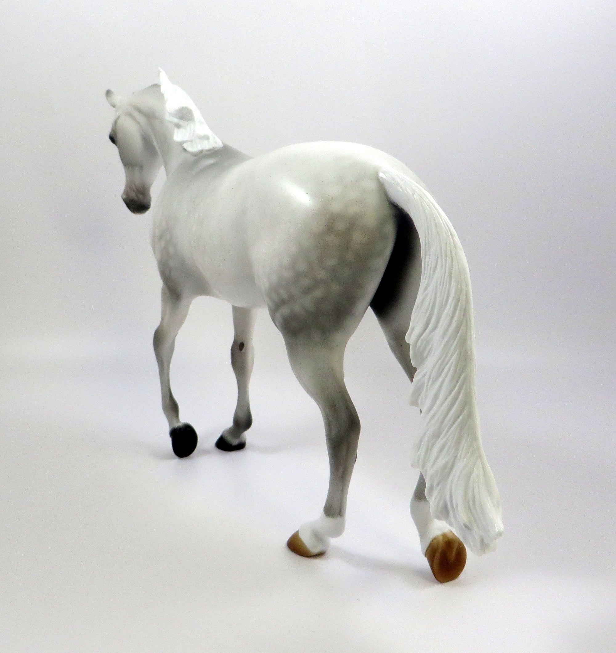 KENOBI-OOAK DAPPLE GREY THOROUGHBRED MODEL HORSE EQ19