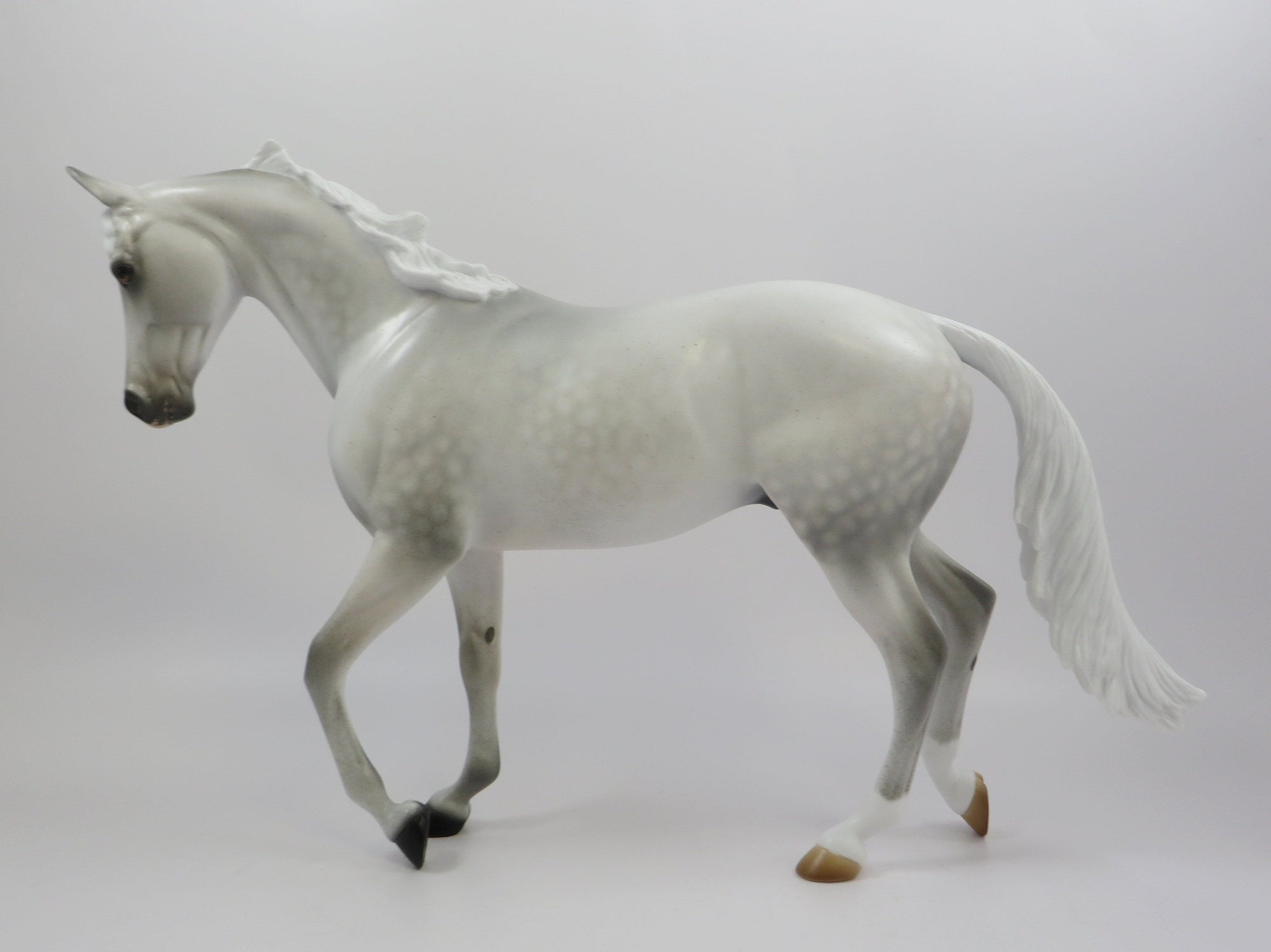 KENOBI-OOAK DAPPLE GREY THOROUGHBRED MODEL HORSE EQ19