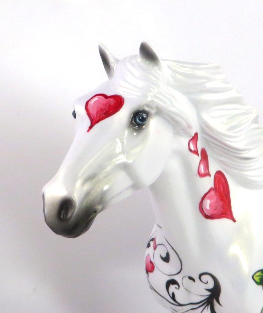 KING OF HEARTS-OOAK MUSTANG DECORATOR 2/21/20