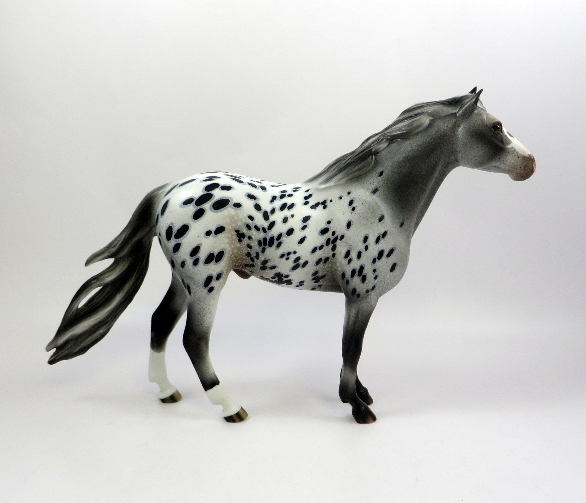 KING OF SPOTS-OOAK LOUD APPALOOSA MUSTANG MODEL HORSE EQ 19