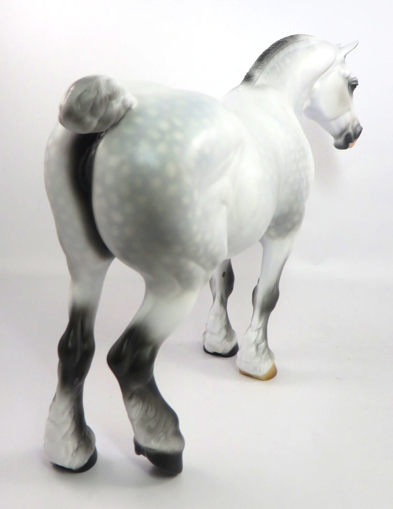LADY MIST-OOAK DAPPLE GREY HEAVY DRAFT MARE MODEL HORSE PJ2020