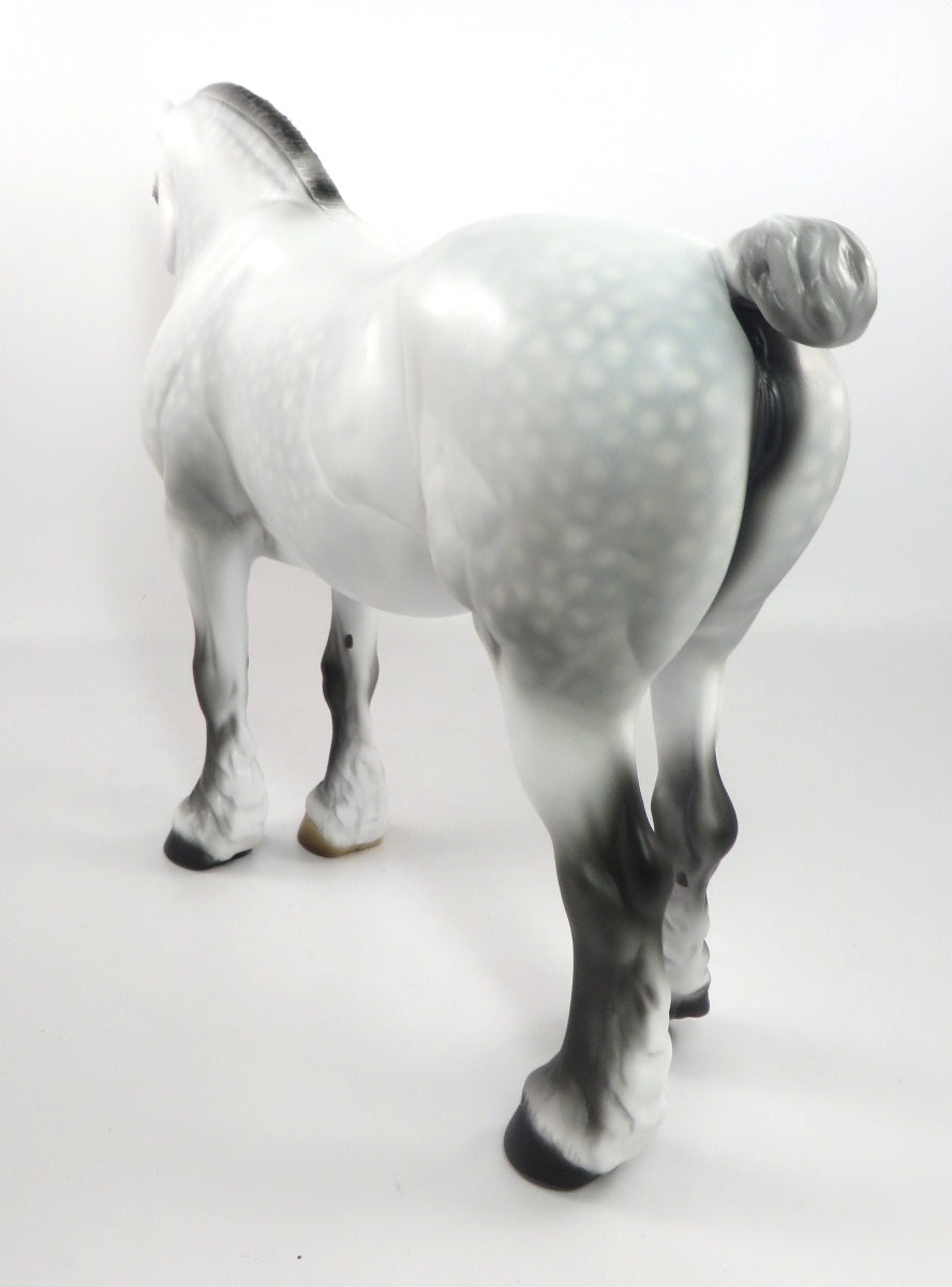 LADY MIST-OOAK DAPPLE GREY HEAVY DRAFT MARE MODEL HORSE PJ2020