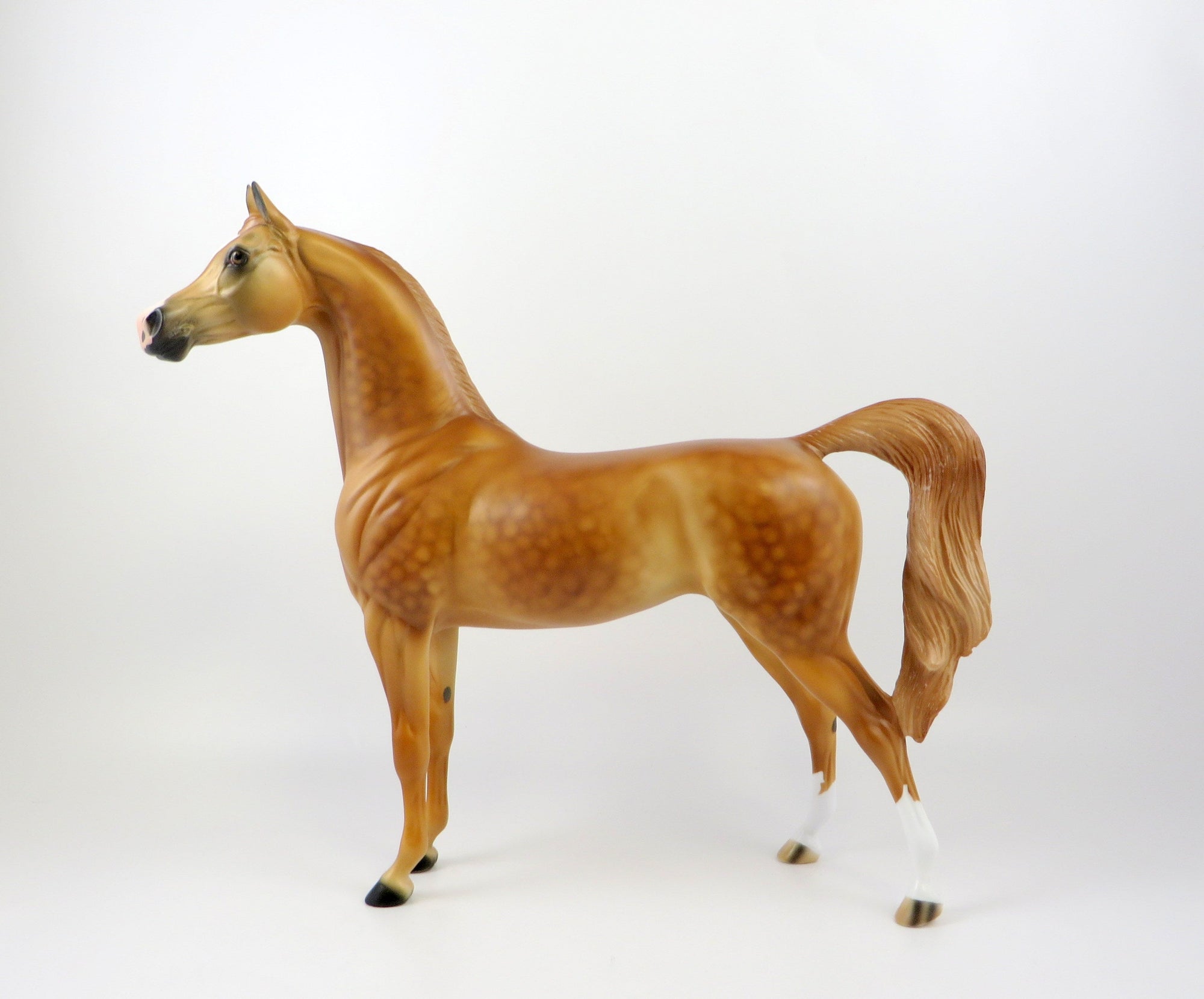 LADY DIANA-LE-10 NON CUSTOM CHESTNUT ARABIAN MODEL HORSE ESQ 19 BY AUDREY