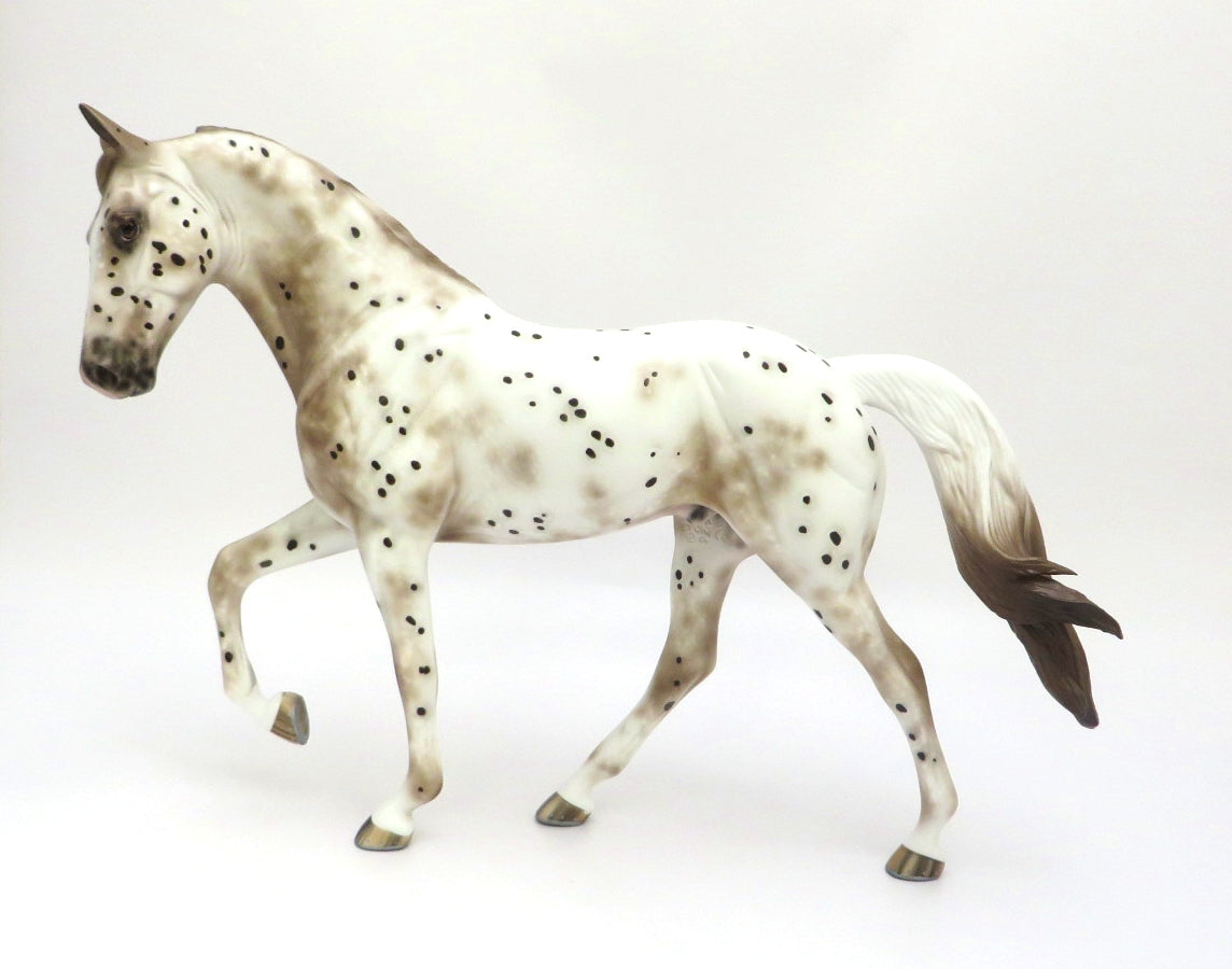 LAISSE TOMBER - OOAK CHESTNUT APPALOOSA TENNESSEE WALKER BY SHERYL LEISURE 3/4/20