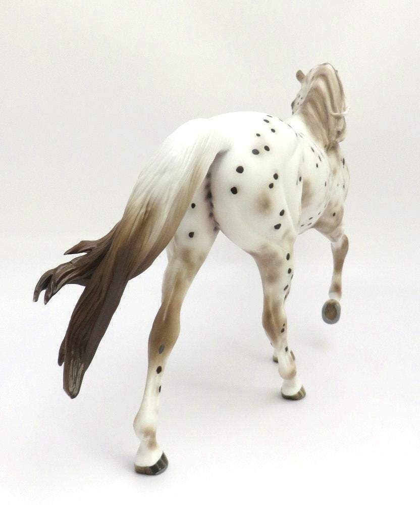 LAISSE TOMBER - OOAK CHESTNUT APPALOOSA TENNESSEE WALKER BY SHERYL LEISURE 3/4/20