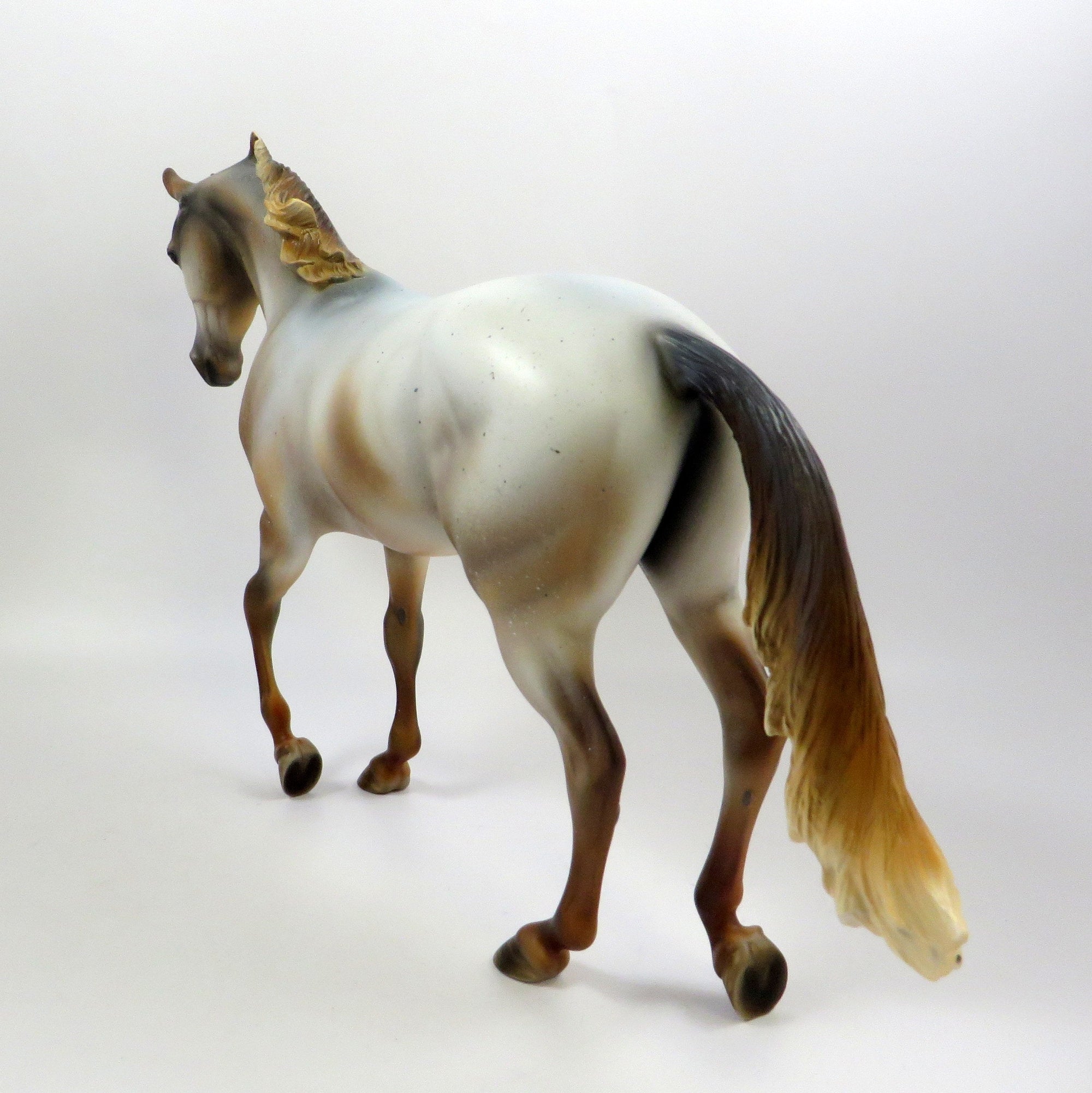 LEAFWING-OOAK VARNISH ROAN THOROUGHBRED MODEL HORSE EQ 19
