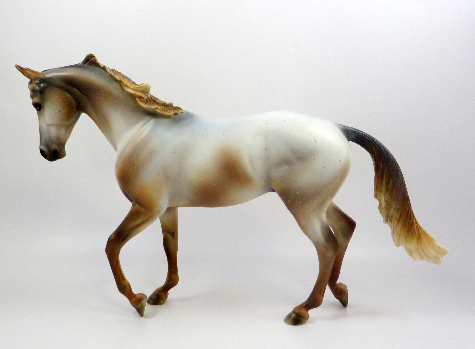 LEAFWING-OOAK VARNISH ROAN THOROUGHBRED MODEL HORSE EQ 19