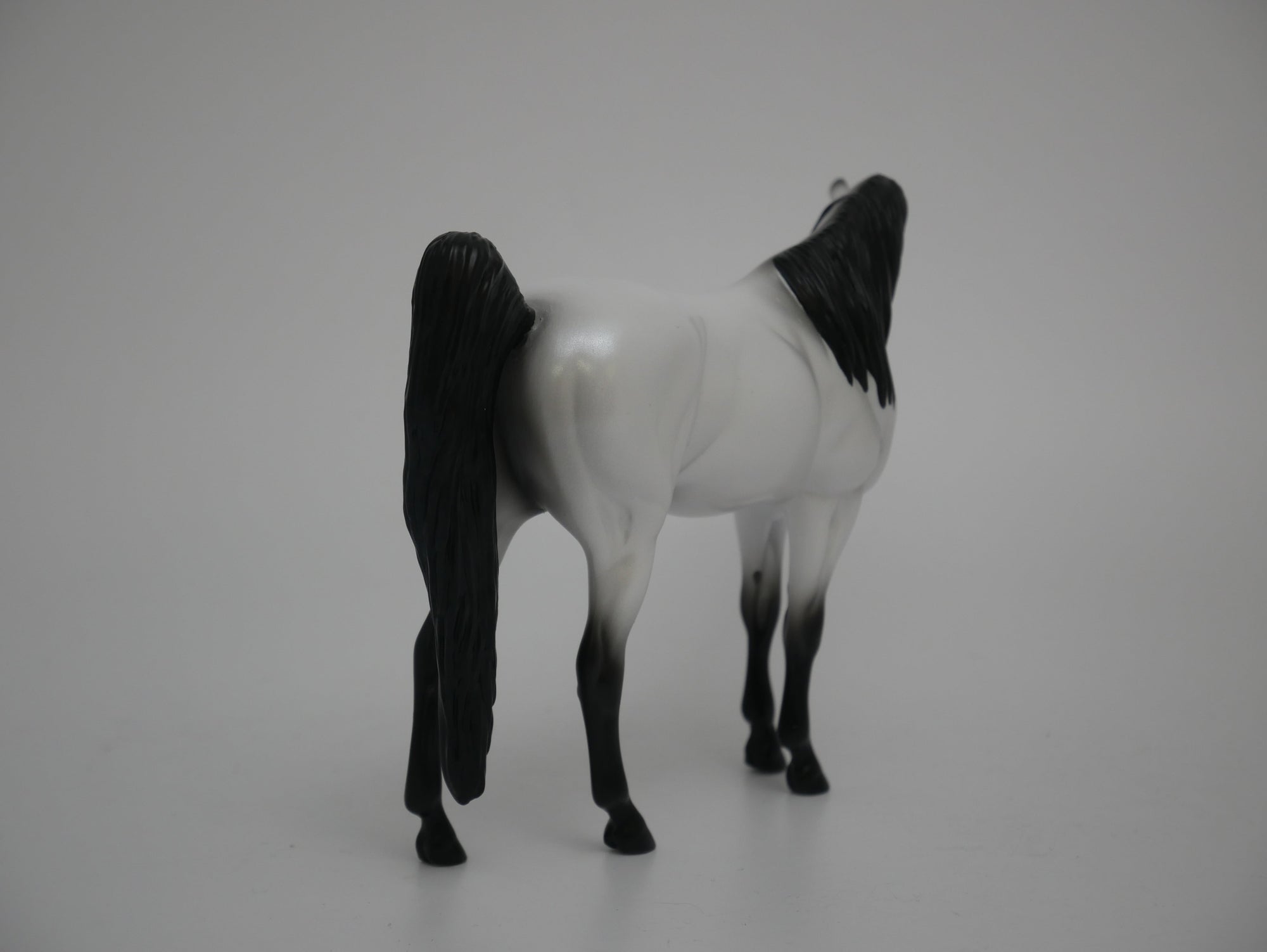 LIBERY BELLE-LE-12 ARAB PEBBLES MODEL HORSE 6/30/20