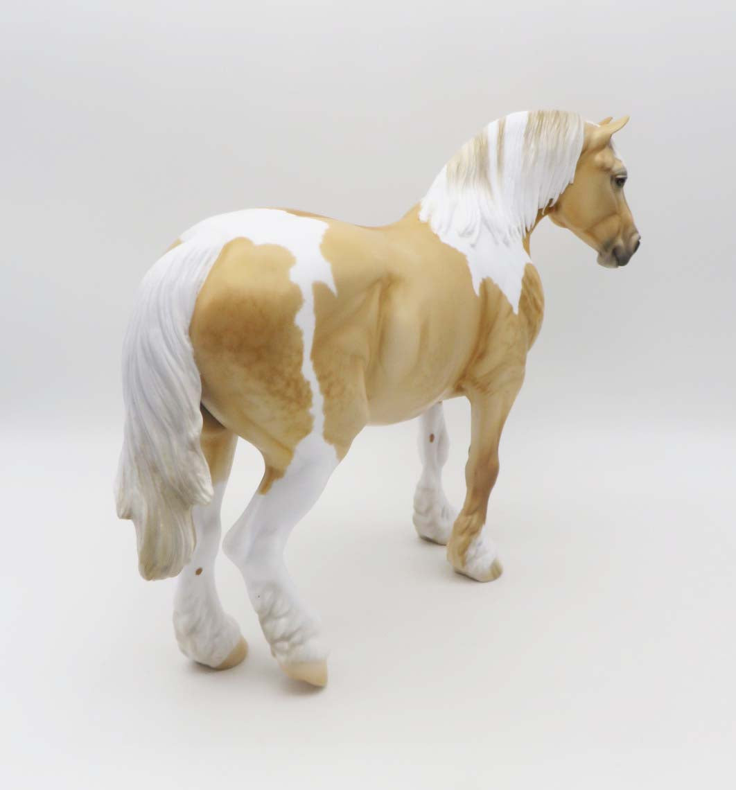 Lily  - OOAK - Dappled Metallic Golden Palomino By Ellen Robbins - Best Offer 4/10/23