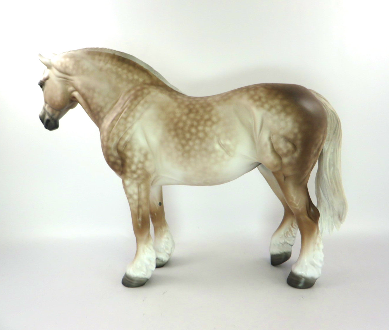 LINDA-OOAK STAR DAPPLE GREY HEAVY DRAFT MARE MODEL HORSE WHS 19