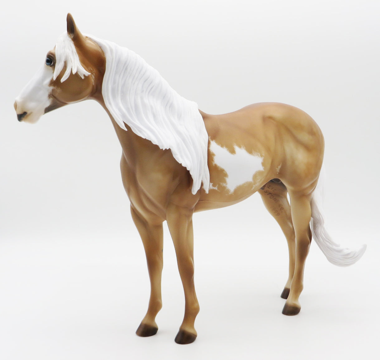 Loomis-OOAK Palomino Tobiano ISH Painted by Julie Keim MM 21