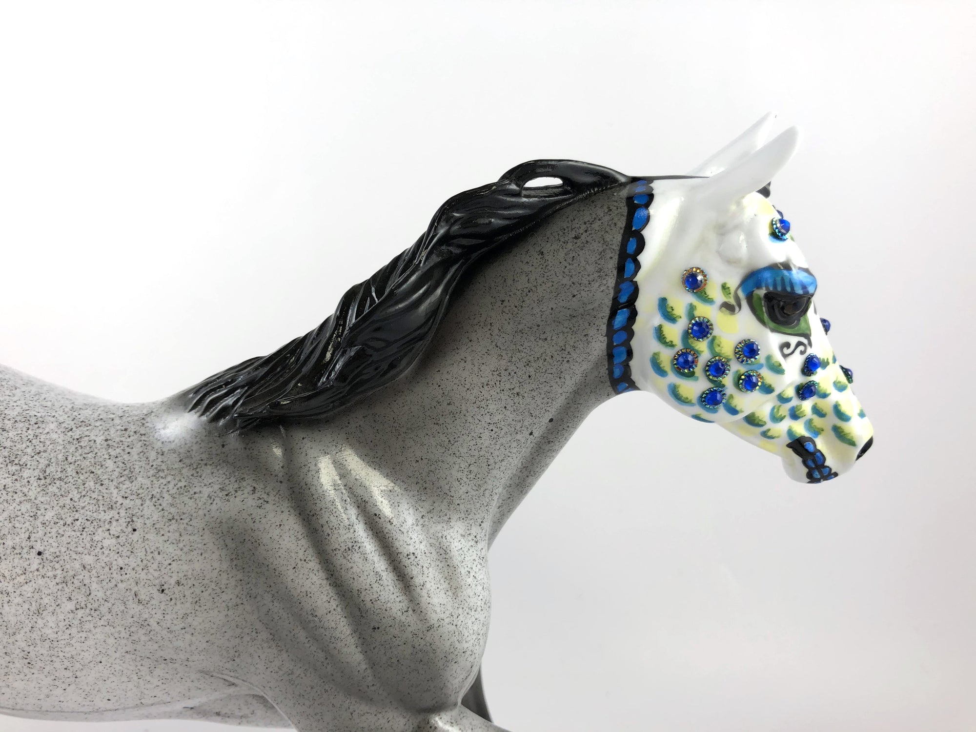 LORD DARYL-OOAK FQH GREY SUGAR SKULL BY DAWN QUICK MM19