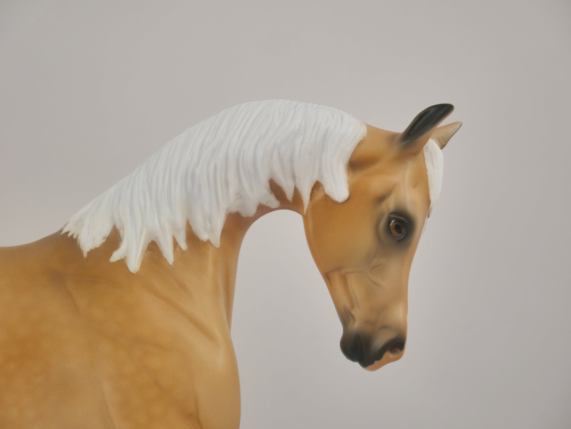 LUCENT-OOAK DAPPLE PALOMINO YEARLING BY AUDREY DIXON