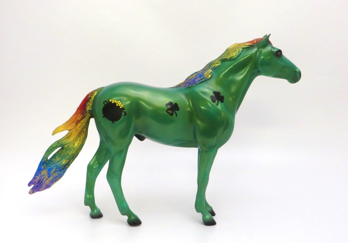 LUCK OF THE IRISH - ST. PATRICKS DAY DECO WITH RAINBOW MANE AND TAIL WITH A SPLASH OF GLITTER AND JEWELED POT OF GOLD SPANISH MUSTANG 3/6/20