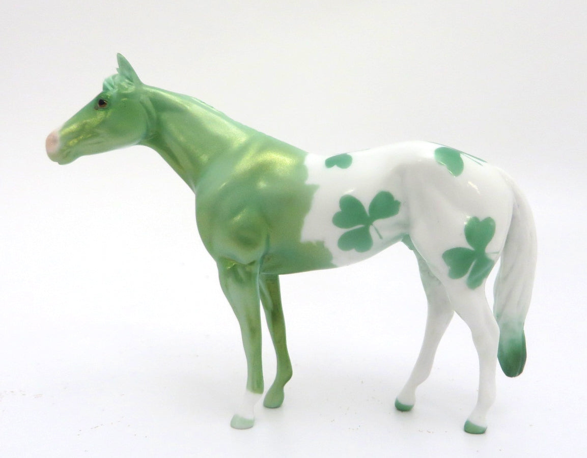 LUCKY MCCLOVER - OOAK IRISH DECORATOR APPY SHAMROCKS STOCK HORSE CHIP BY JAZZ FANNING 3/9/20