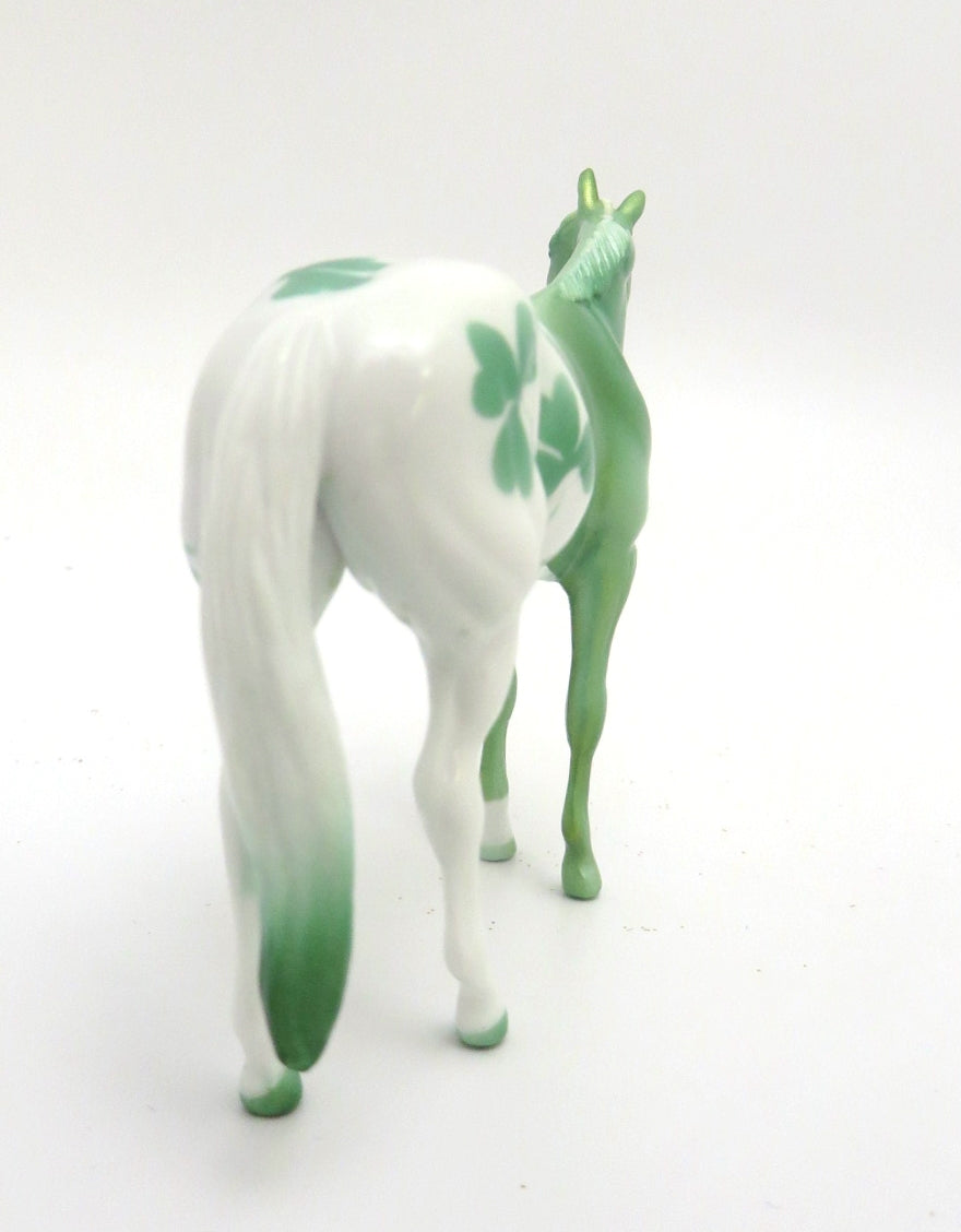 LUCKY MCCLOVER - OOAK IRISH DECORATOR APPY SHAMROCKS STOCK HORSE CHIP BY JAZZ FANNING 3/9/20