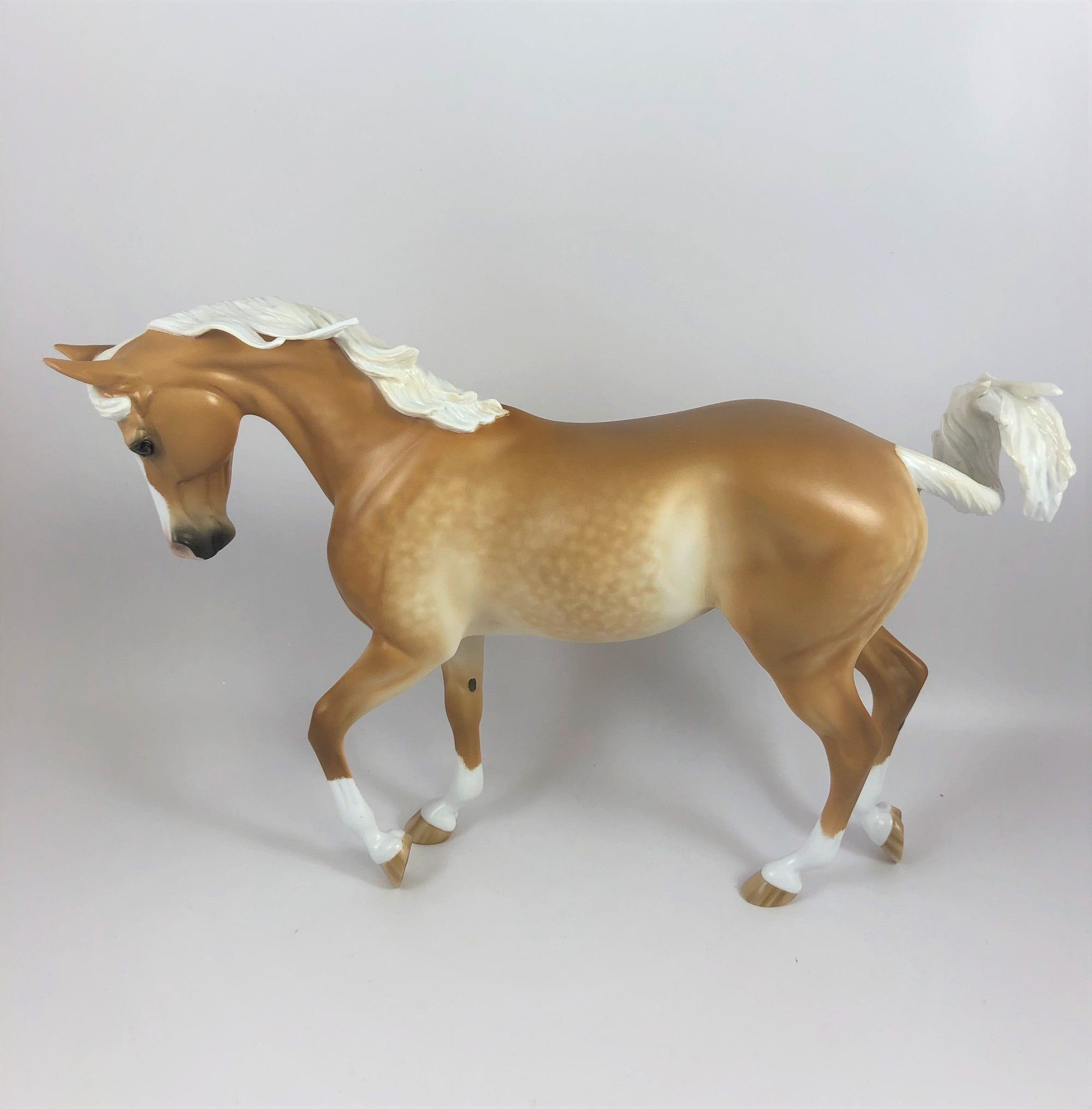 MAIZE DAZE-OOAK DAPPLE PALOMINO TB BY SHERYL LEISURE LHS 19