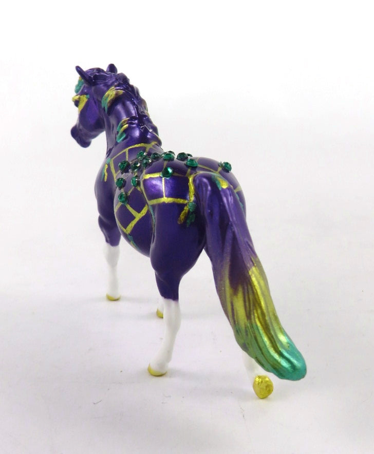 MIGNON-OOAK PONY CHIP DECORATOR MARDI GRAS SPECIAL 2/25/20