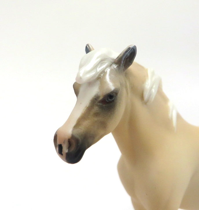 MINI ME SUNFLOWER - LE-10 LIGHT PALOMINO PONY CHIP BY AUDREY DIXON EA/MW 20