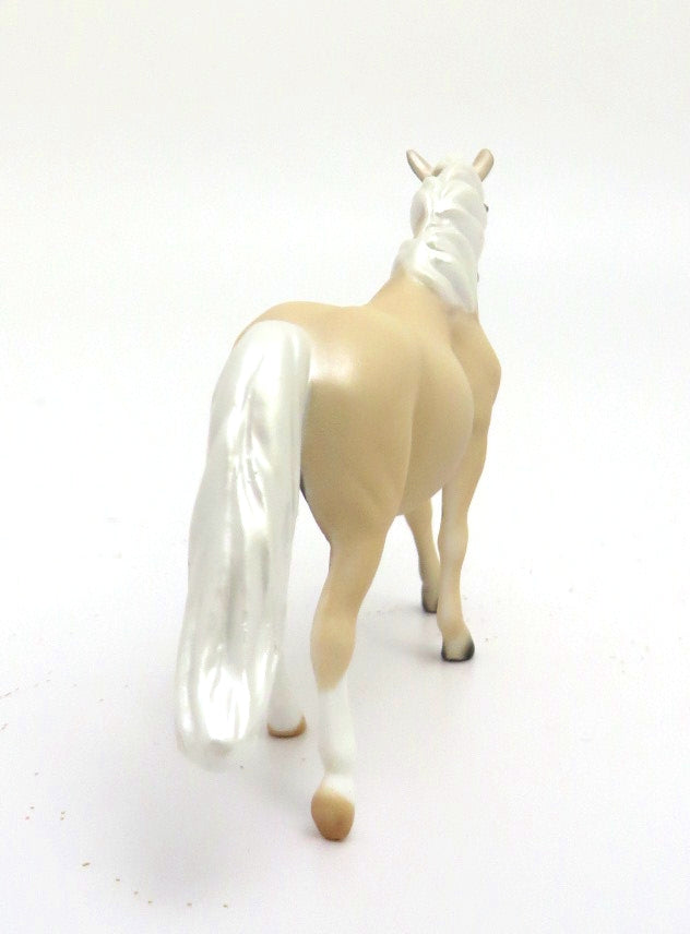 MINI ME SUNFLOWER - LE-10 LIGHT PALOMINO PONY CHIP BY AUDREY DIXON EA/MW 20