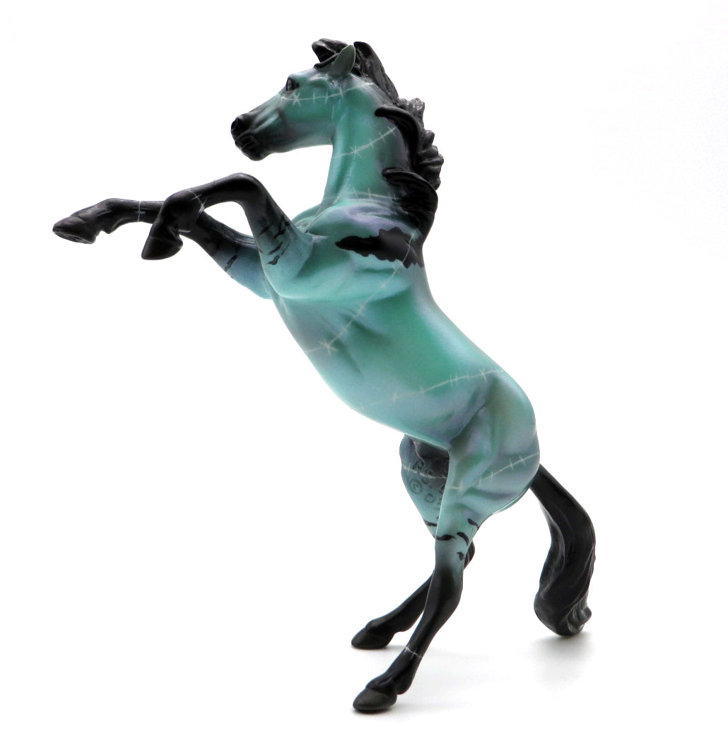 MM21 Photo Show Special Offer Frankie Jr. Mini Me Rearing Chip 10/12/21