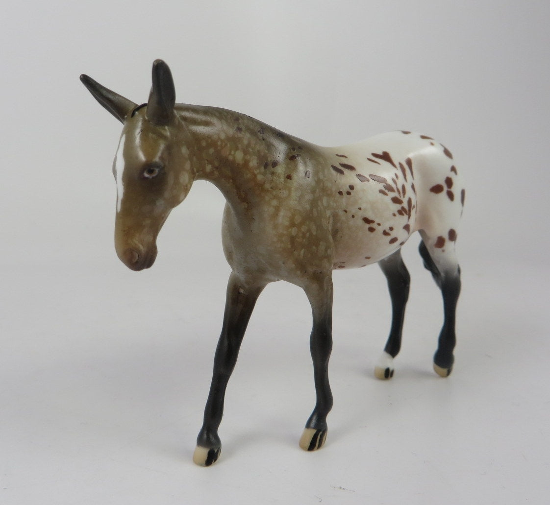 TWO BELLS-LE-17 2ND SILVER LOYALTY CLUB RELEASE ...BAY APPALOOSA CHIP MODEL HORSE 11/7/19