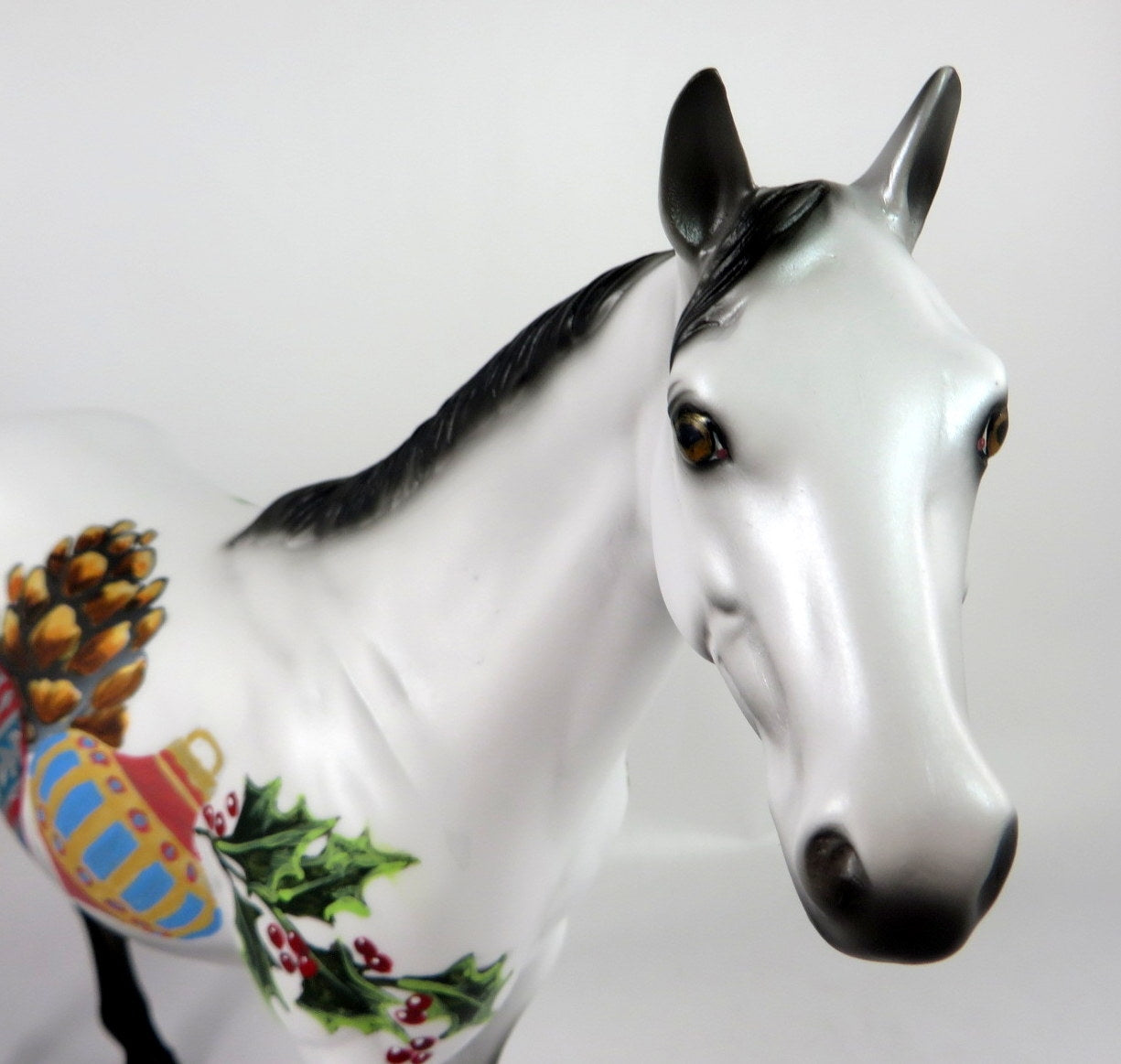 MISTLETOE-OOAK WHITE CHRISTMAS  DECORATOR ISH BY DAWN QUICK WHS19