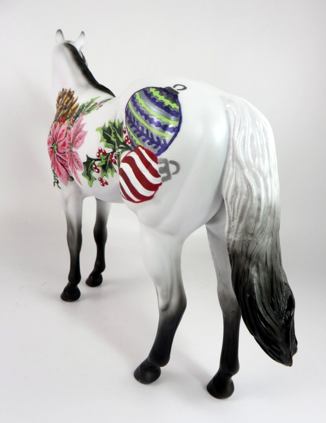 MISTLETOE-OOAK WHITE CHRISTMAS  DECORATOR ISH BY DAWN QUICK WHS19