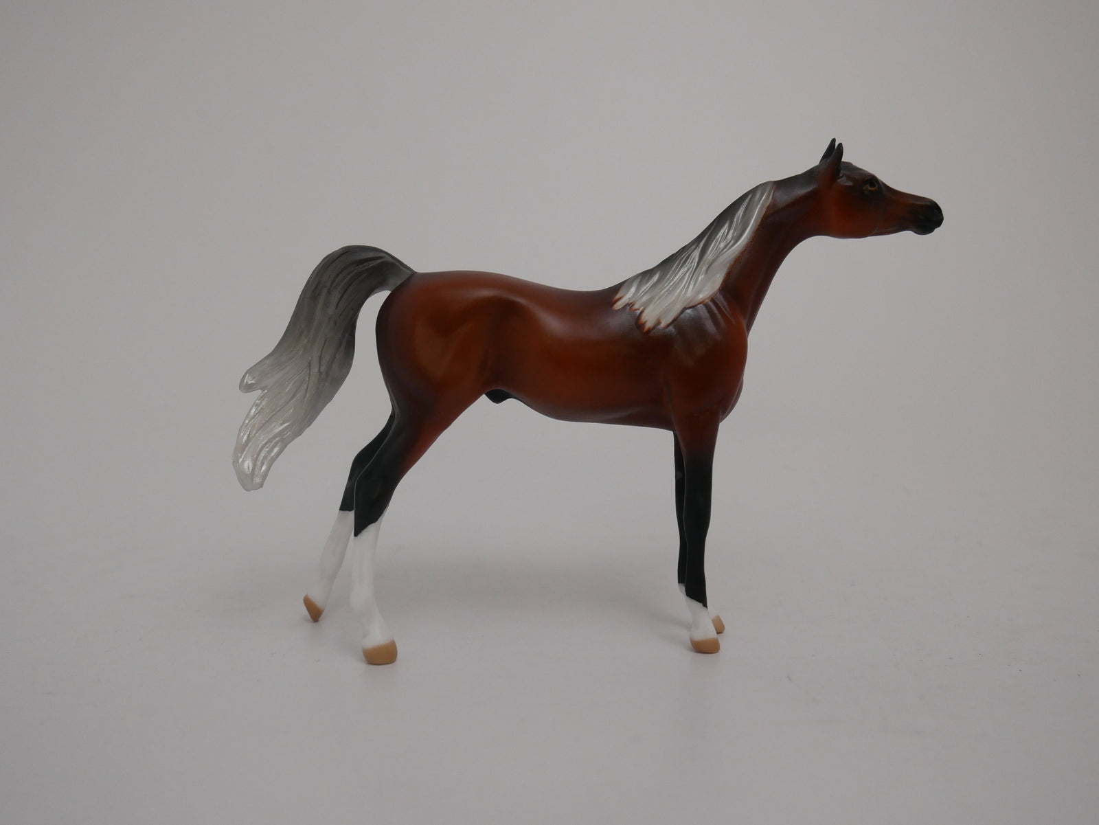 STAR-LE-6 LIVER CHESTNUT ARABIAN CHIP MODEL HORSE 6/30/20