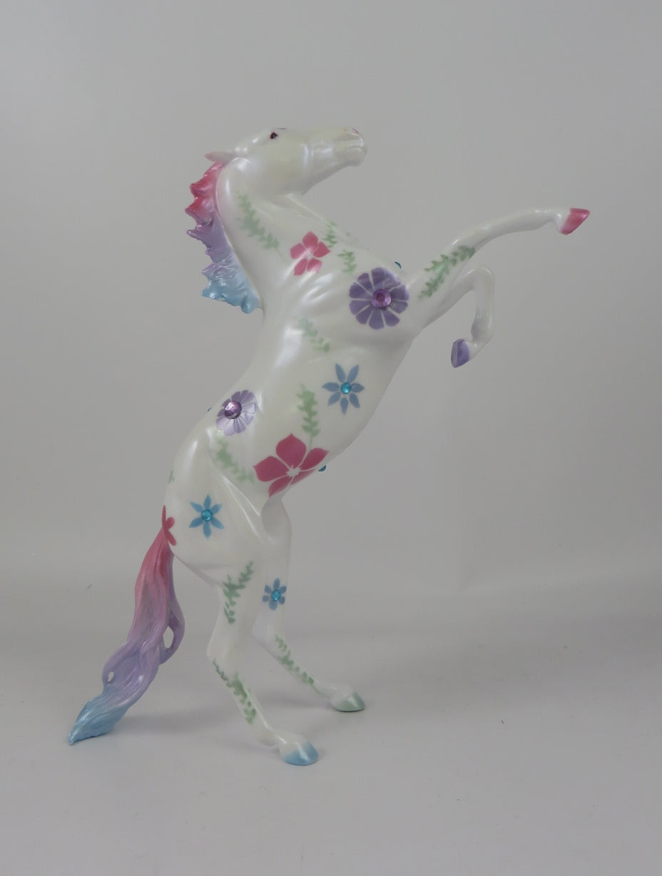 MOON ORCHID-OOAK PEBBLES REARING CHRISTMAS  DECO WHS 19