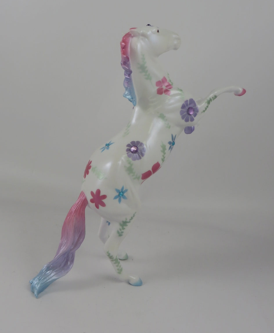 MOON ORCHID-OOAK PEBBLES REARING CHRISTMAS  DECO WHS 19