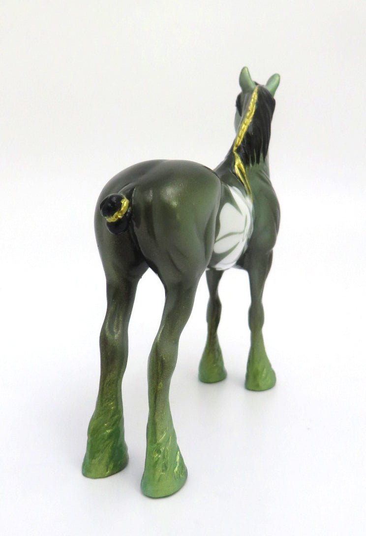 MR. LUCKY - OOAK  GREEN ST. PATRICKS DAY  DECO STANDING DRAFT BY JAS FANNING 3/5/20
