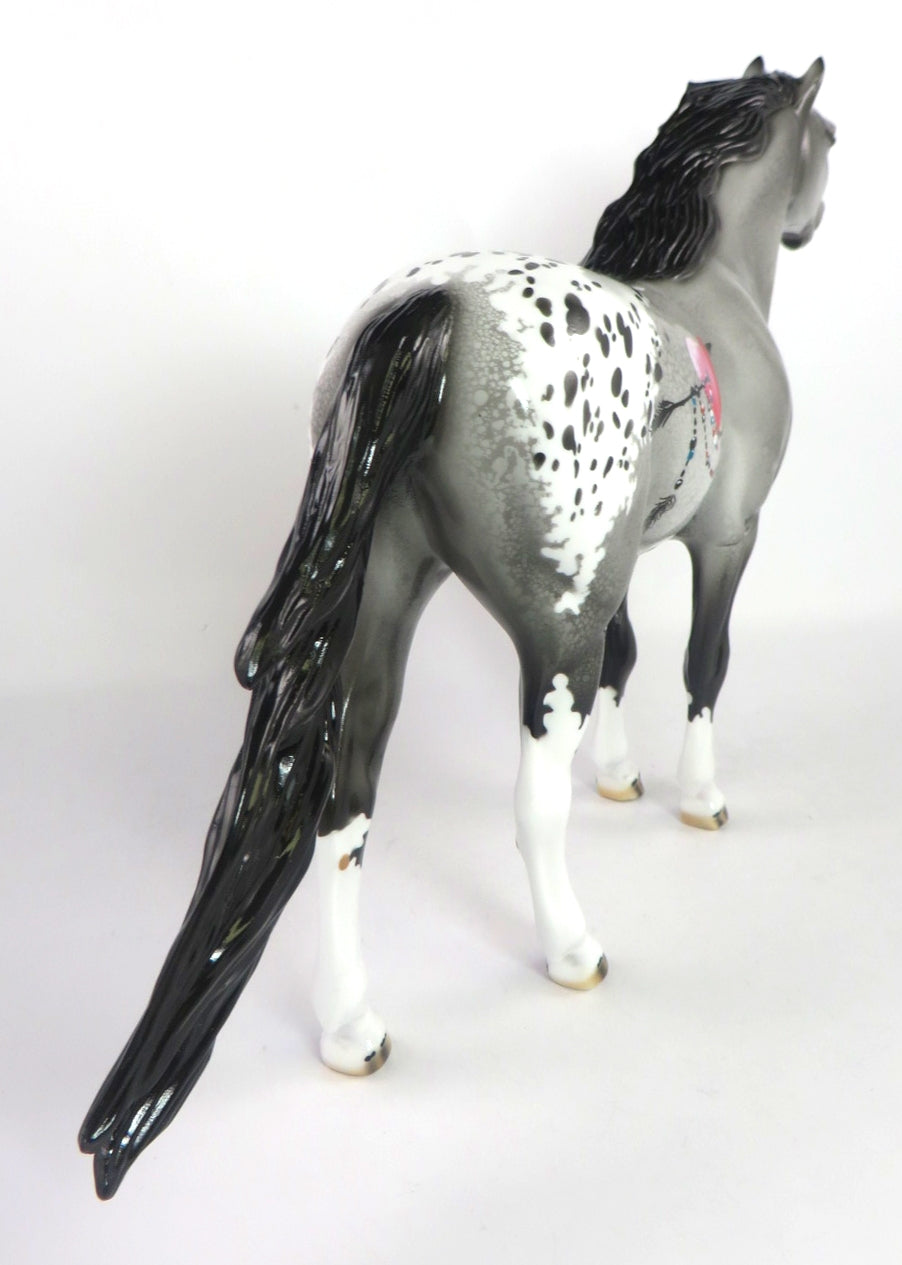 MUSTANG LOVE-OOAK DECORATOR MODEL HORSE 2/14/20